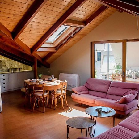 Country Style Attic In The Heart Of Preveza Apartment Екстериор снимка