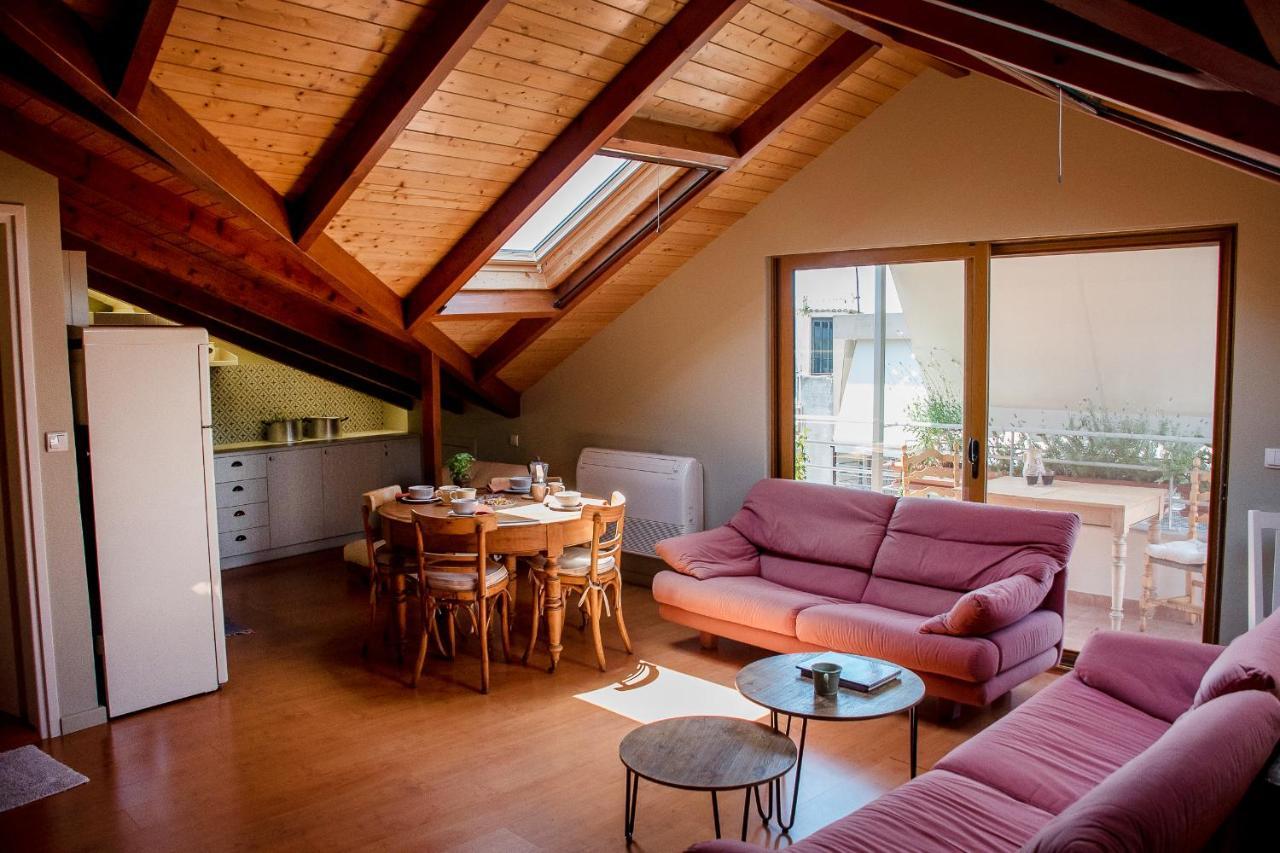 Country Style Attic In The Heart Of Preveza Apartment Екстериор снимка