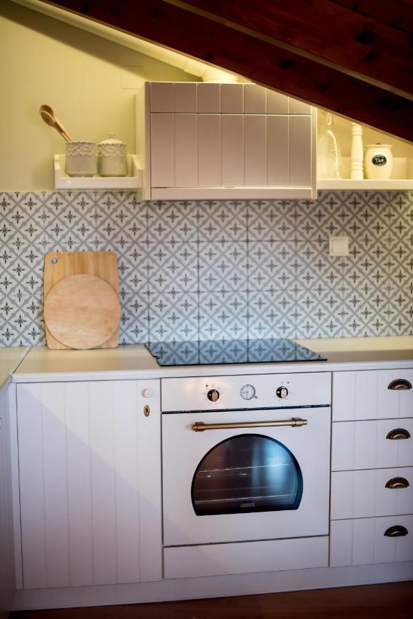 Country Style Attic In The Heart Of Preveza Apartment Екстериор снимка